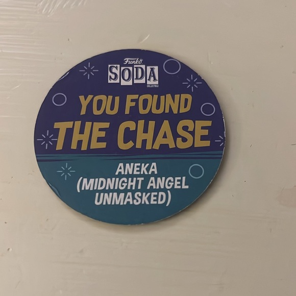 Funko Soda Aneka **Chase** - Picture 2 of 3